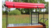 Coffre isotherme avec un couvercle pour triporteur 