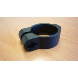 Collier noir de tige de...