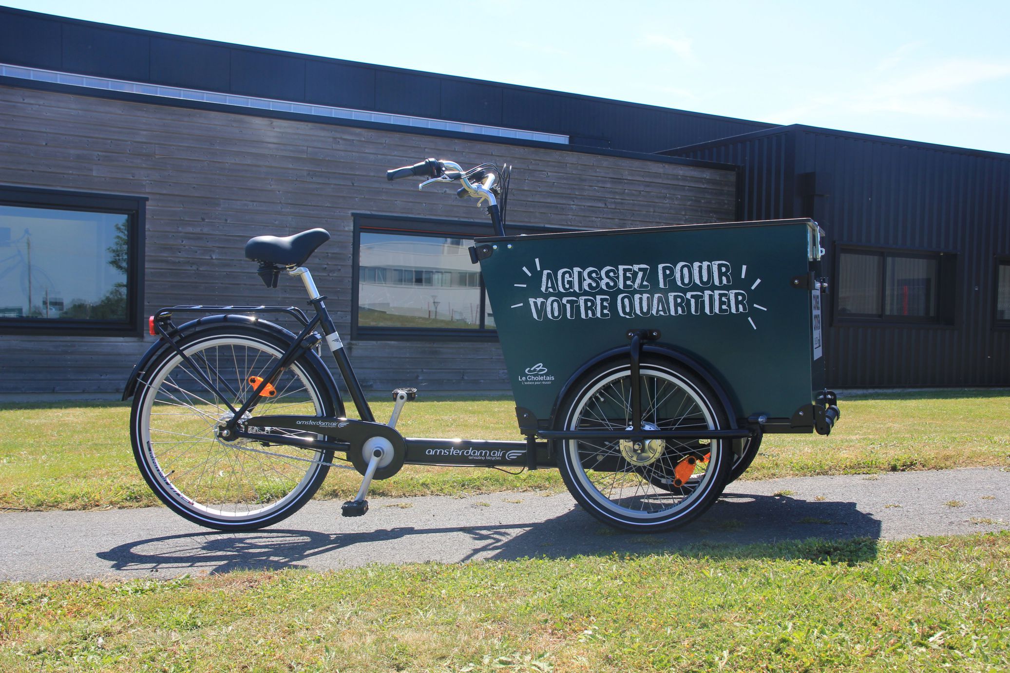 Conseil Citoyen Choletais - Triporteur Amsterdam Air Pro Livraison.