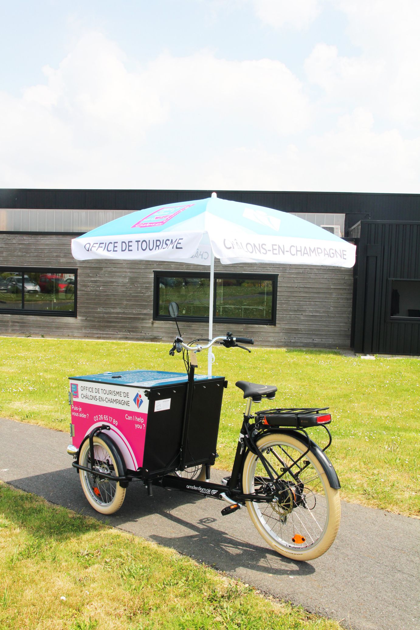 Office de tourisme Chalon en Champagne - Triporteur électrique Publicité.